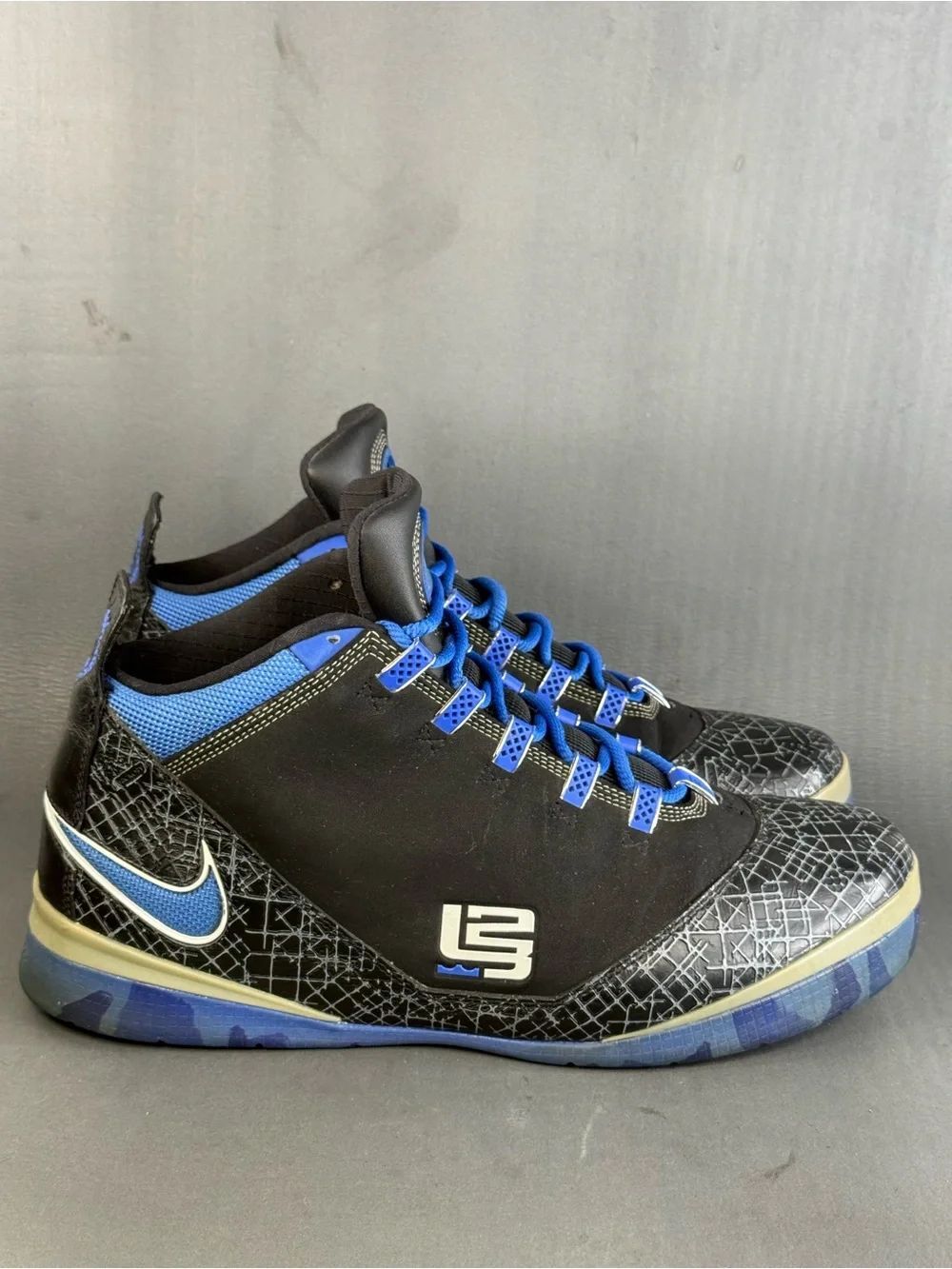 Nike LeBron Zoom Solider 2 'Team Bank' athletic sneaker shoes men's size 12.5